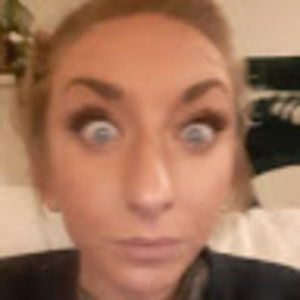 Meet your Posher, Whitney